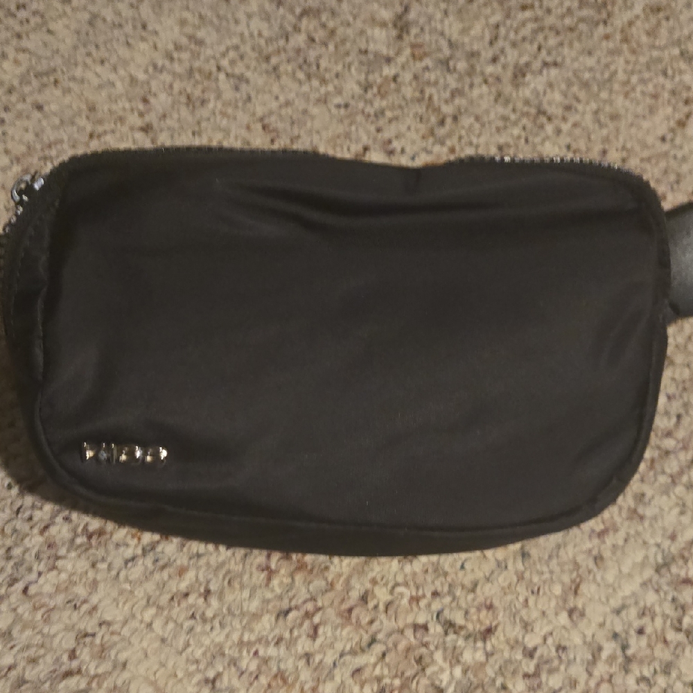 Kiss Black Crossbody Bag